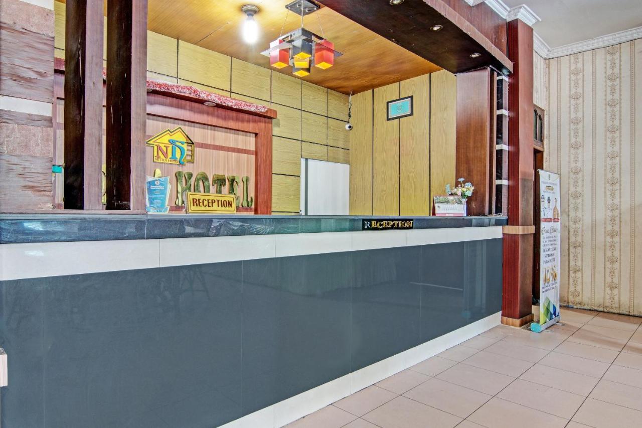 Oyo 92551 Netra Hotel Ujunbatu Exterior foto